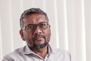 Fayyaz calls on citizens to defy unconstitutional decisions