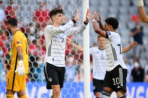 ޕޯޗުގަލް ބަލިކޮށް ޖަރުމަނުން ފެންވަރު ދައްކާލައިފި 