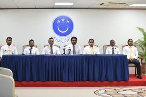 ހުލާސާކޮށް އިއްޔެ: މައިނޯރިޓީގެ އަޑު ކަނޑުވާލަން މަސައްކަތްކުރުން