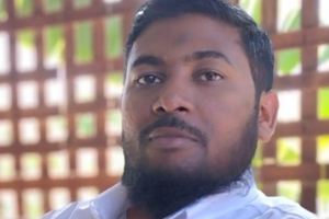 "ކުރުސީ"ގެ ބޯ ބުރިކޮށްލާނެ ކަމަށް ބުނެ އިންޒާރުދީފި