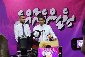 މުއިއްޒުގެ ޓީމުން ބުނަނީ ގޯތި ދެނީ ވޯޓަށް ނުފޫޒު ފޯރުވަން ކަމަށް