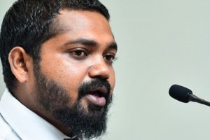 ވަކީލު މަހުފޫޒަށް ދިން ހަމަލާ: ދައުވާ ލިބޭ މީހުން ސަލާމަތްވެއްޖެ