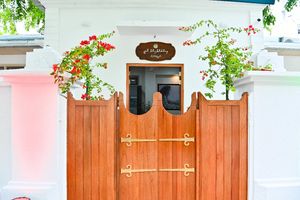 އިސްރަށްވެހިންގެ ނާދީ: ގިނަ ހިދުމަތްތަކާއެކު އުފާވެރި މާހައުލެއް