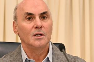 mRNA pioneer wants to defeat Covid forever