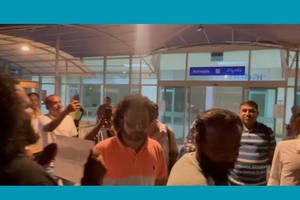 ފެނަކަ އެމްޑީ އައްޑުއަށް ވަޑައިގަތުމުން މުޒާހަރާކޮށްފި
