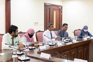 ލަފާކުރާ އާމްދަނީ ނުލިބި ޑެފިސިޓް ބޮޑުވެދާނެކަމުގެ ކަންބޮޑުވުން