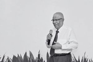ހުލާސާކޮށް އިއްޔެ: އެމްޔޫ މަނިކު އަވަހާރަވުން