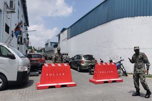 ޝައްކުވާ އެއްޗެއް ފެނިގެން ސިފައިން ހަރަކާތްތެރިވެއްޖެ
