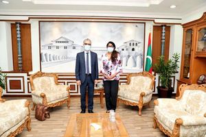 ރައީސްގެ ހާއްސަ މަންދޫބު މާރިޔާއާ ބައްދަލުކުރައްވައިފި