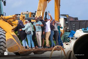 އެޗްޑީސީގެ މުވައްޒަފުން މަސައްކަތަށް ކުޑަގިރިއަށް