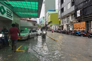 ބޯކޮށް ވާރޭ ވެހި މާލޭގެ ގިނަ މަގުތަކެއްގައި ފެންބޮޑުވެއްޖެ