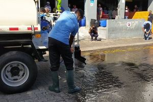މާލެ ސިޓީގެ މަގުތައް ދޮވެ ސާފުކުރުމުގެ މަސައްކަތް ފަށައިފި 
