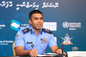 އިޒްރޭލު ޕާސްޕޯޓު މަނާކުރުމާ ސްޓޭޓް މިނިސްޓަރު ފައިރޫޝް ދެކޮޅު