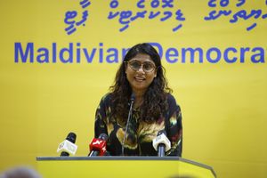 އަސްކަރީ އުޅަނދުތަކަށް މަދަނީން ލުން މާރިޔާއަށް ވީ އަރަތަކަށް!