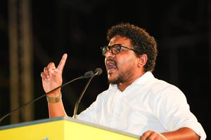 "ދޮގުވެރިޔެއް ކަމަށް ރައްޔިތުން ނިންމީމަ ވެރިކަމުން ބާލަންވީ"