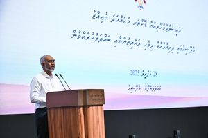ހުލާސާކޮށް އިއްޔެ: ރައީސްގެ ވާހަކަ ބަދަލުކޮށްލުން 
