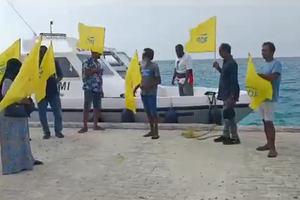 އެމްޑީޕީގެ ހިނގާލުމުގައި ބައިވެރިވާން ރަށްރަށުން މީހުން މާލެ އަންނަން ފަށައިފި