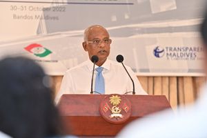 "ކޮރަޕްޝަނާ ދެކޮޅު ސިޔާސަތު ބޭރުގެ ގައުމުތަކުން ބަލައިގަނޭ"