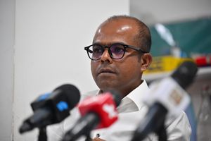 އަދަދު ނޫހުގެ ސީއީއޯ ފިޔާޒު ފުރުން މަނާކޮށްފި