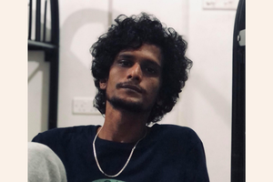 ރިސޯޓު އިމާރާތެއްގެ ބެލްކަނިން ވެއްޓި ޒުވާނަކު މަރުވެއްޖެ