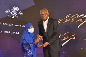 ރެހެންދި އެވޯޑް ނުވަ ފަރާތަކަށް ދީފި