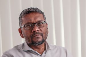 ހިޔާނާތުގެ ލިސްޓު އޮޅުވާލި، އަސްލު ލިސްޓު ނެރޭނަން: ފައްޔާޒު