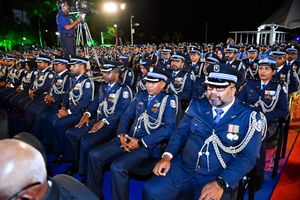 ފުލުހުންނަށް ޕްރޮމޯޝަން ދިނުން ހުއްޓުވަން އޭސީސީން ކޯޓަށް 