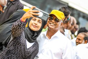 ޕީޕީއެމް ސަރުކާރުން 1،000 އަށްވުރެ ގިނަ މީހުން ވަޒީފާ އަދާކުރި ރަށް ބަދަލުކުރި: ރައީސް