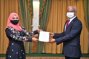 ބްރޯޑްކޮމްގެ މެންބަރު ކަމަށް ޝިފްލާ އައްޔަންކޮށްފި 