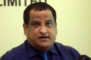 ފެނަކަ ކުރީގެ އެމްޑީ ނިމާލަށް ދައުވާކޮށްފި