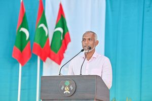 "ގުދުރަތީ ގޮތުން ރަށްރަށް ވަކިން އޮންނާތީ އެއާޕޯޓު އަޅަން ޖެހޭ"