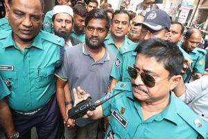 ކާބޯތަކެތީގެ އަގު ބޮޑު ކަމަށް ލިޔުނު ނޫސްވެރިއަކު ޖަލަށް