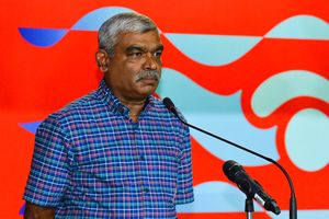 ސިޔާސީ ނުވުން މުހިއްމު، އެންމެން ބައިވެރި ކުރާނަން: ސައްތާރު