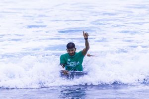 ކުޑަ އައްޔަ އާއި ނަޒްމީން އޯޕަން ބައިގެ ފައިނަލަށް