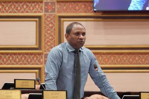 އިޒްރޭލަށް ދަތިކުރަން ހުށަހެޅި ގަރާރުގެ ބަހުސް ފަށައިފި