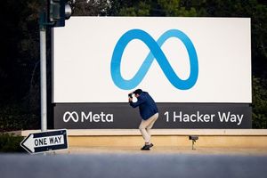 Meta challenges OpenAI and Google with open-source AI