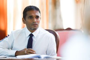 "ނަޝީދުގެ މައްސަލަ އާންމު ކޮމެޓީން ބަލަނީ މެންޑޭޓާ ހިލާފަށް"