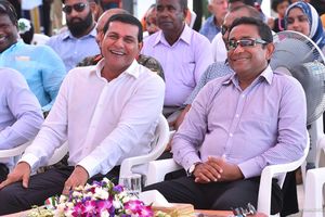 ސަންގެ ވަކީލުން ނާދެވޭނެތީ ފުއްގިރި ޝަރީއަތް ނުބޭއްވުނު
