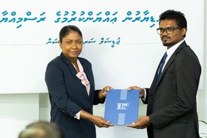 ގައްދޫ އިސް މެޖިސްޓްރޭޓުކަމުގައި ހުންނެވި ޝަނީޒް ހައި ކޯޓަށް