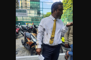 ބަހުސްއަށް ދަނިކޮށް އެމްޑީޕީގެ ފަރެސްމާތޮޑާ ކެންޑިޑޭޓު ޒައީމް ގަޔަށް ކަޅުތެޔޮ ޖަހައިފި 