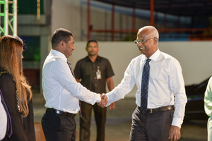 "ވަޒީފާއެއް ނެތުމުން ލިބޭ ނުތަނަވަސްކަން ދޫކޮށްލަންޖެހޭ" 