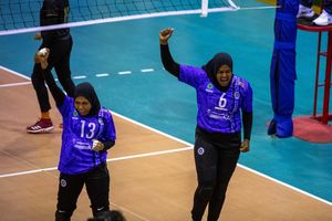 ވެމްކޯ އަށް ފަސޭހަ މޮޅެއް، ޕޮލިހުން އީގަލްސް ބަލިކޮށްފި