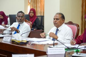 Journalists forcibly removed from meeting on media control bill
