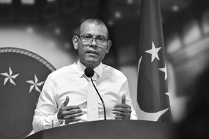އިންތިހާބު ބޯމަތިވެފައި އޮއްވާ ނަޝީދަށް ބޮޑު ގޮންޖެހުމެއް 