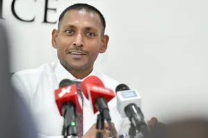 އަދަދުގެ ލޯޔަރުންގެ ޓީމާ ކުރީގެ ޕީޖީ ޝަމީމް ގުޅިވަޑައިގެންފި 