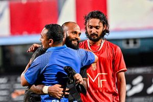 ގޯލްޑް ކަޕް: ޕެނަލްޓީގައި ގުރައިދޫ ބަލިކޮށް ސެމީގައި މާލެ އާއި އޭދަފުށީގެ ކުރިމަތިލުމެއް