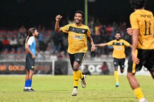  ގޯލްޑް ކަޕް: ދިއްދޫން މާފުށި ބަލިކޮށް ގްރޫޕް ފޯރިގަދަކޮށްލައިފި 