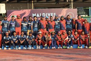 ޓީ10 ސްމޭޝްގެ ޗެމްޕިއަނާއި ރަނަރަޕްގެ އިނާމް ފައިސާ ލަންކާ އަށް