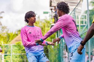 ކޯރާ ކޯރާ އަށް ފިޔަވަޅު އަޅައި، ޖޯލި އާއި ކޮތައިފަރު ފައިނަލަށް