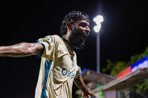 ކިންގްސް ކަޕް ސެމީގެ ފުރަތަމަ ޖާގަ ނައިވާދޫ އަށް